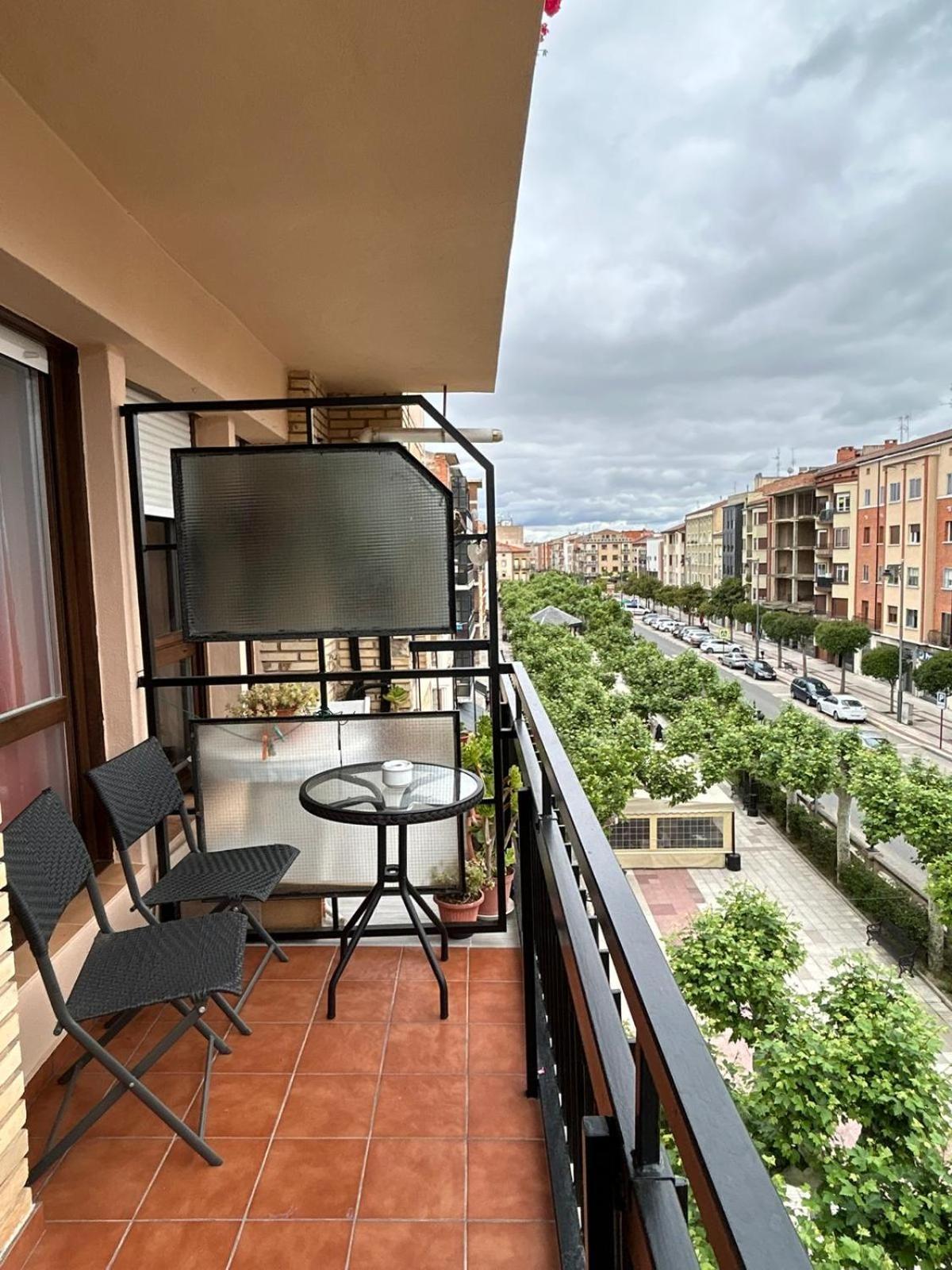 Apartamentos El Conde Санто Доминго де ла Калсада Екстериор снимка
